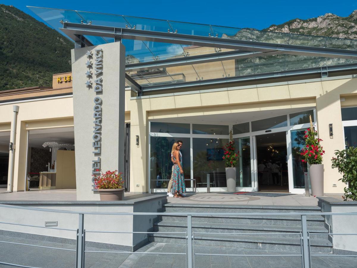 Hotel Leonardo Da Vinci リモーネ・スル・ガルダ エクステリア 写真