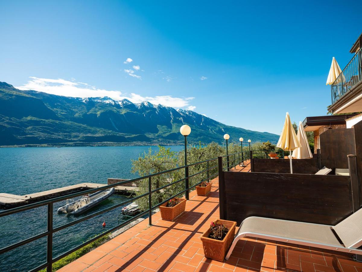 Hotel Leonardo Da Vinci リモーネ・スル・ガルダ エクステリア 写真
